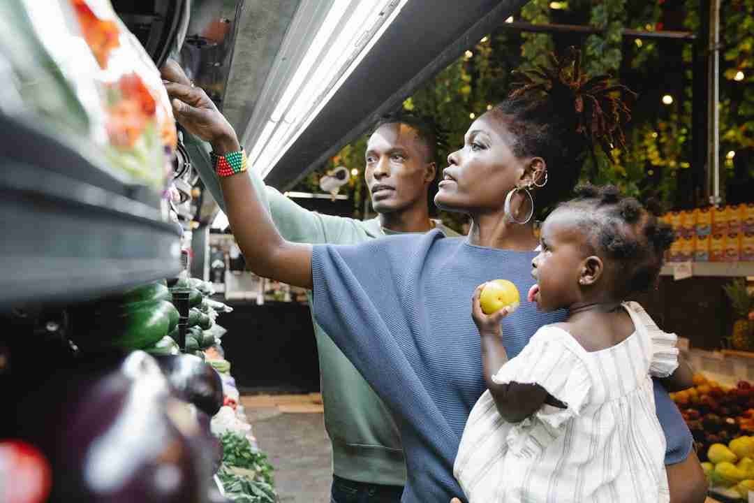 Stretching Your Budget: The Art of Dining In Without Missing Out