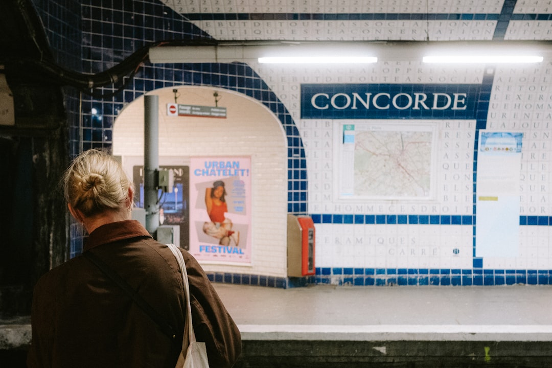 7 Ways to Reduce Living Costs Abroad