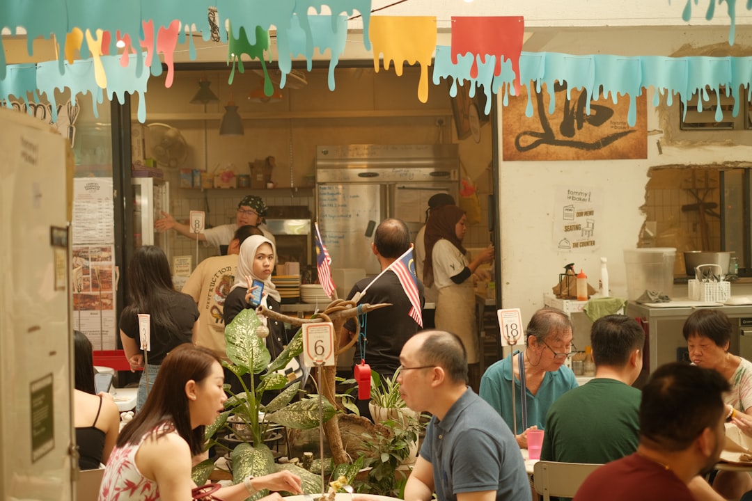 Secrets to Making Friends as an Expat in a New Country