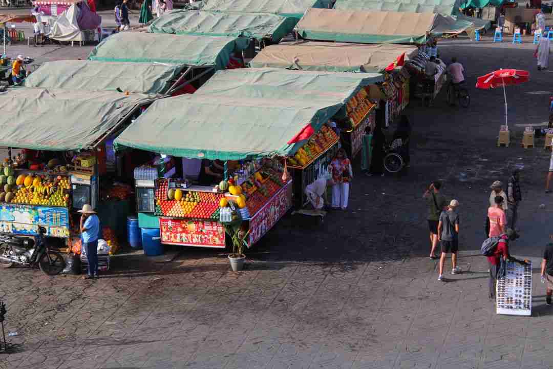 Navigating Local Markets: Your First Grocery Trip Overseas