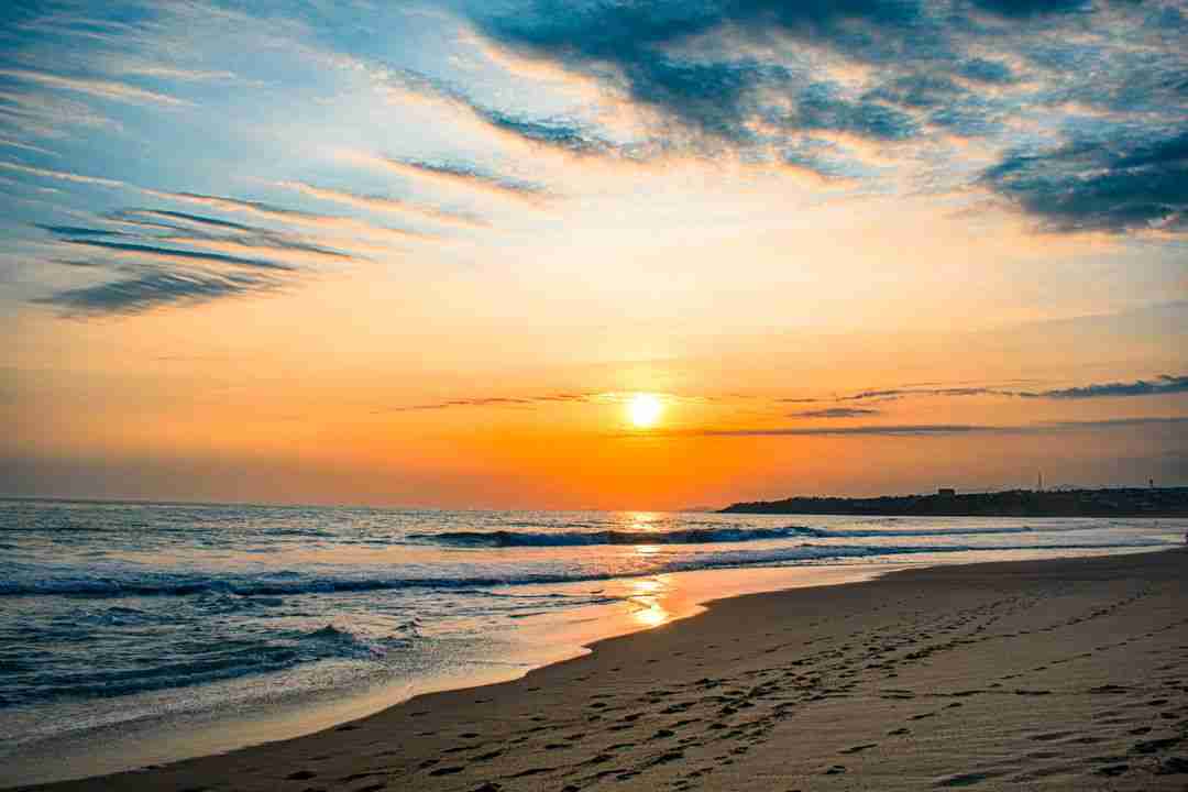 Building a Career While Chasing Sunsets: Remote Work Adventures