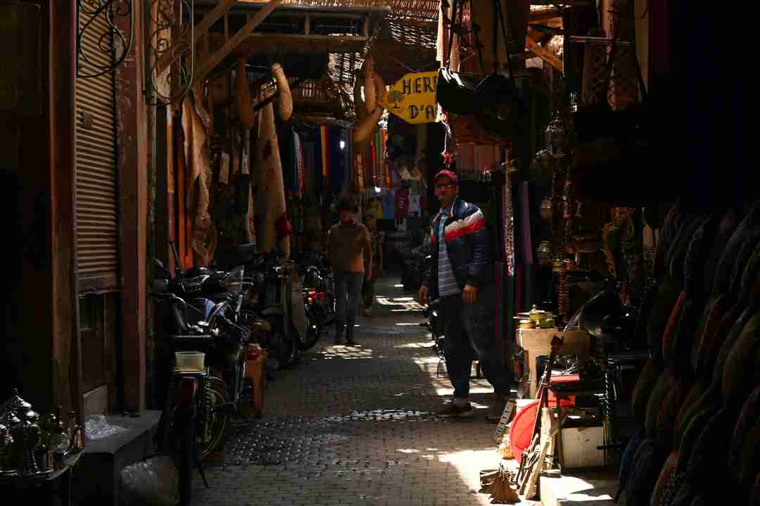 Navigating Local Markets: Your First Cultural Shopping Adventure Abroad