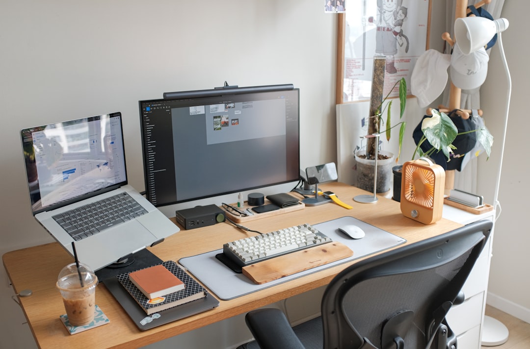 From Beaches to Cafes: How to Stay Focused on Work While Living Abroad
